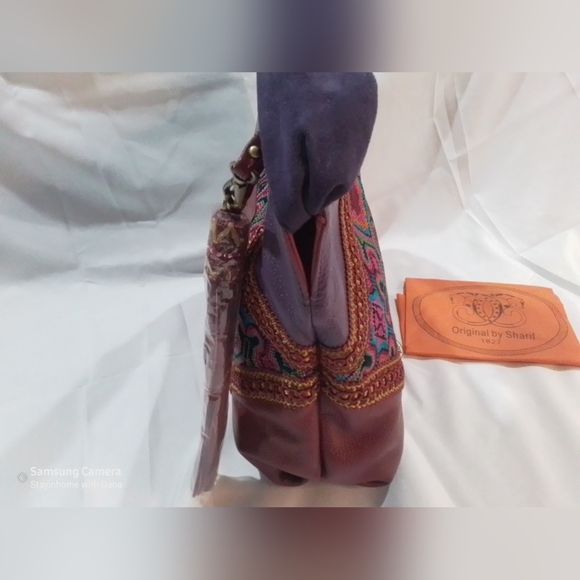 🌟Final🌟NWT SHARIF 1827 Tapestry Needlepoint Red & Purple Tote. - Picture 5 of 10